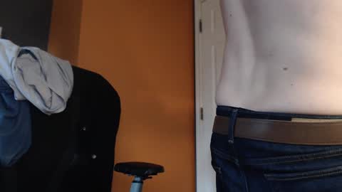 Snapshot of adequate_cock chatting on December 26, 2024, 7:38 pm adequate_cock online show from December 26, 2024, 7:38 pm