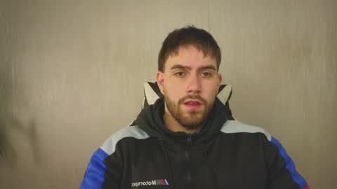 Ades online show from October 28, 2025, 11:58 am