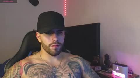 Snapshot of ades_lowe chatting on February 19, 2026, 6:09 am Ades online show from February 19, 2026, 6:09 am