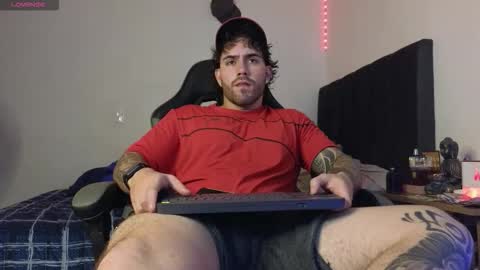 Snapshot of ades_lowe chatting on February 21, 2026, 4:57 am Ades online show from February 21, 2026, 4:57 am