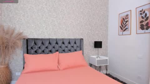 Snapshot of adhara_black01 chatting on February 19, 2025, 1:06 pm Adhara online show from February 19, 2025, 1:06 pm