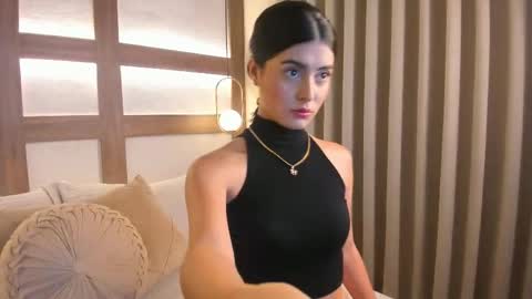 Snapshot of adhara_black01 chatting on September 24, 2025, 1:03 pm Adhara online show from September 24, 2025, 1:03 pm