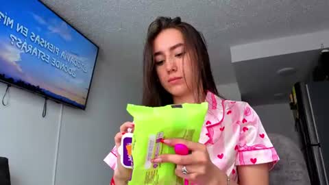 Snapshot of adhara_kitten chatting on June 29, 2026, 2:17 pm Adhara online show from June 29, 2026, 2:17 pm