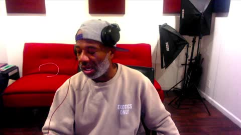 adick_ting online show from December 7, 2024, 7:16 am