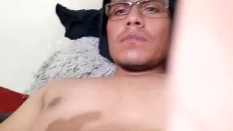 adiel online show from November 10, 2025, 9:19 am