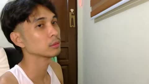 Snapshot of adios_amigo chatting on June 23, 2026, 5:55 pm Amigo online show from June 23, 2026, 5:55 pm
