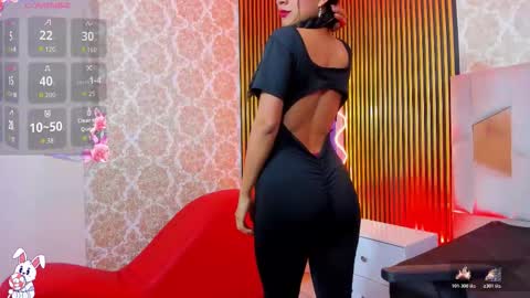 adisson_tay online show from November 17, 2025, 11:38 am