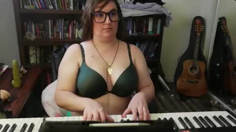 adobe_angel304 online show from November 16, 2025, 8:14 pm