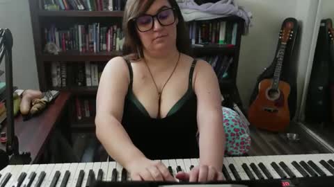 adobe_angel304 online show from November 23, 2025, 7:57 pm