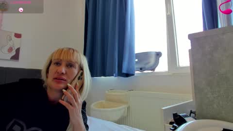 Save the date 23 NOVEMBER for a incendiary day with me  online show from September 18, 2025, 9:44 am