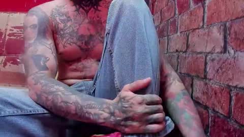 Snapshot of adonisgel999 chatting on February 21, 2026, 1:39 am demon online show from February 21, 2026, 1:39 am