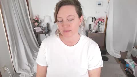 Snapshot of adorable22 chatting on May 27, 2026, 3:31 pm adorable22 online show from May 27, 2026, 3:31 pm