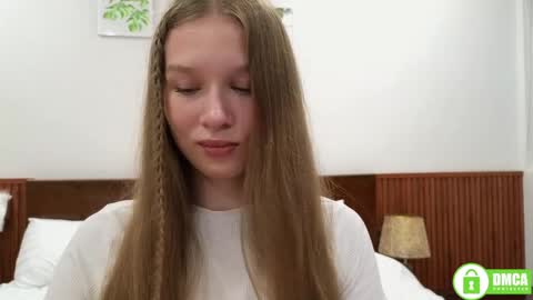 Snapshot of adorielle chatting on April 15, 2026, 5:58 am Lia online show from April 15, 2026, 5:58 am