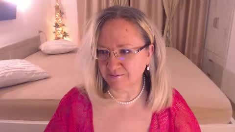 Cryna online show from February 28, 2025, 4:43 am