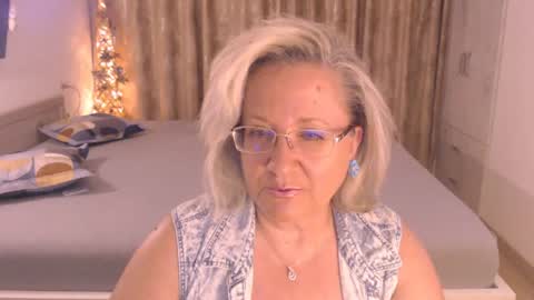 Snapshot of adrena_ chatting on July 20, 2026, 6:21 pm Cryna online show from July 20, 2026, 6:21 pm