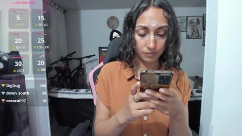 Snapshot of adrena_10 chatting on February 4, 2025, 12:40 am Adrena10 online show from February 4, 2025, 12:40 am