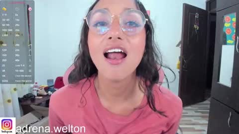 Snapshot of adrena_10 chatting on September 10, 2025, 10:21 pm Adrena10 online show from September 10, 2025, 10:21 pm