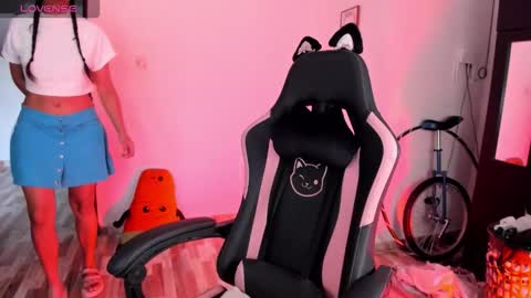 Adrena10 online show from March 26, 2026, 11:38 am