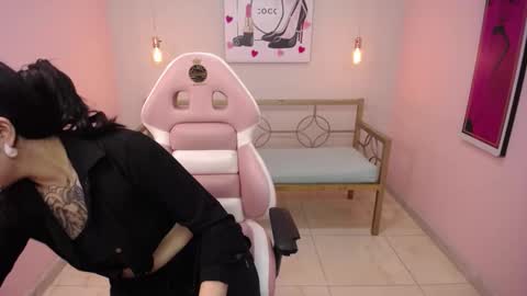 Adri  online show from March 19, 2026, 12:31 pm