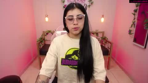 Adri  online show from July 6, 2026, 12:02 pm
