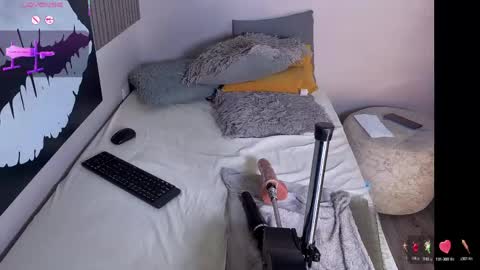 adri online show from March 30, 2026, 4:24 am