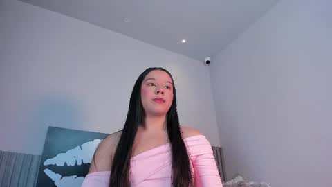 adri online show from July 5, 2026, 10:28 pm
