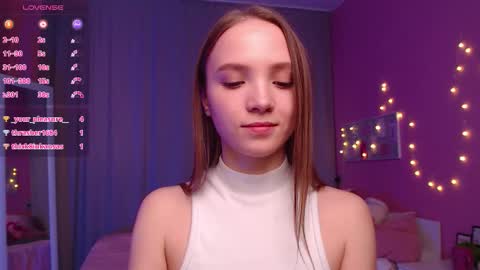 Snapshot of adria_arjona chatting on March 5, 2026, 7:48 am Eva online show from March 5, 2026, 7:48 am