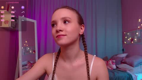 Snapshot of adria_arjona chatting on March 13, 2026, 7:48 am Eva online show from March 13, 2026, 7:48 am