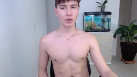 Snapshot of adrian_morelli chatting on December 7, 2024, 9:55 pm adrian morelli online show from December 7, 2024, 9:55 pm