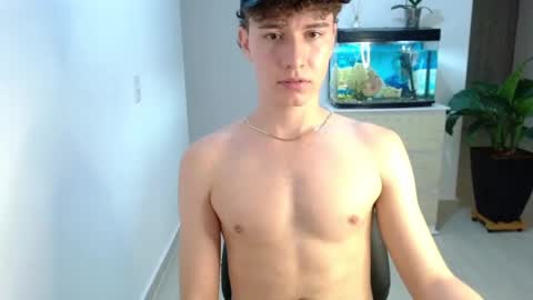 Snapshot of adrian_morelli chatting on December 11, 2024, 1:47 am adrian morelli online show from December 11, 2024, 1:47 am