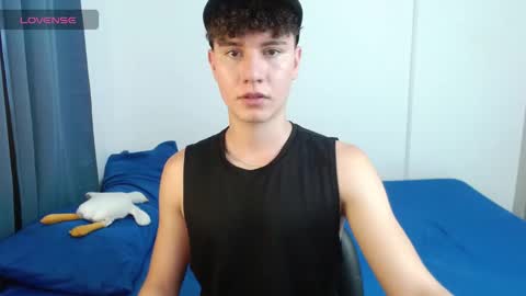 Snapshot of adrian_morelli chatting on September 8, 2025, 6:51 pm adrian morelli online show from September 8, 2025, 6:51 pm