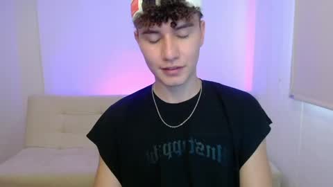 adrian morelli online show from April 16, 2026, 8:53 pm