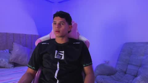 Snapshot of adrian_prime_ chatting on May 1, 2026, 7:18 pm ADRIAN online show from May 1, 2026, 7:18 pm