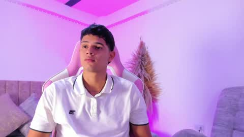 Snapshot of adrian_prime_ chatting on May 17, 2026, 6:37 pm ADRIAN online show from May 17, 2026, 6:37 pm