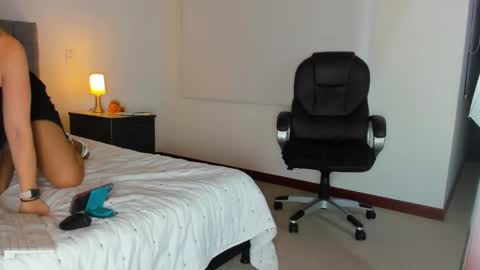 Adriana online show from February 20, 2025, 11:21 pm