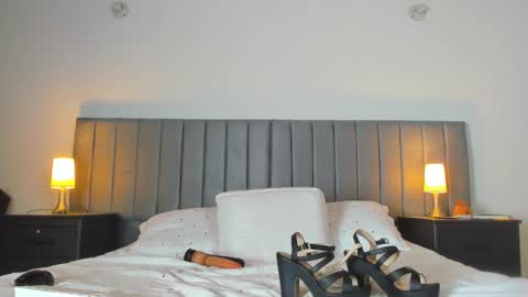 Adriana online show from February 26, 2025, 2:48 am