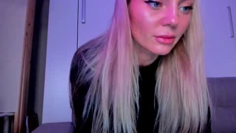 Adriana online show from January 26, 2025, 9:29 pm