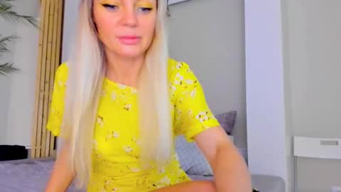 Adriana online show from February 21, 2025, 2:48 pm