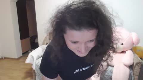 adriana online show from December 8, 2024, 1:47 pm