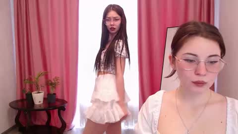 Adriana online show from February 11, 2026, 7:13 am