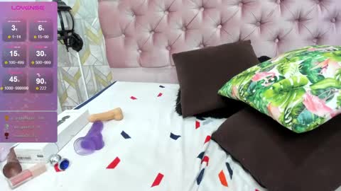 adriana online show from February 15, 2025, 6:44 pm