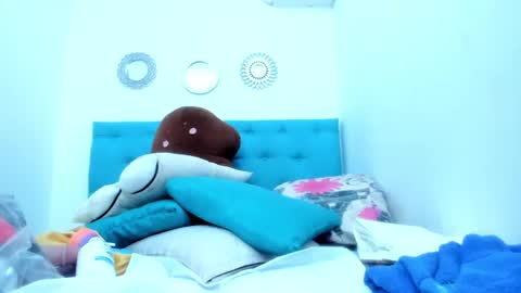 adriana online show from September 20, 2025, 4:19 pm