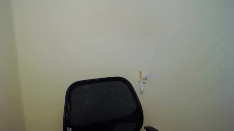 Adriana online show from September 12, 2025, 8:03 am