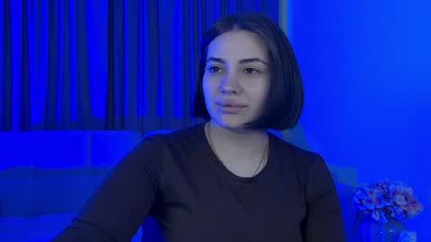 AdrianaTores online show from May 14, 2026, 5:25 am