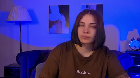 AdrianaTores online show from June 8, 2026, 6:19 pm