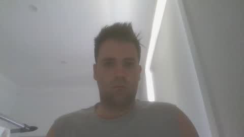 adrianchiodo online show from October 8, 2025, 3:26 am