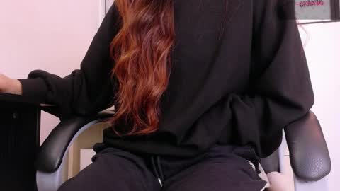 Snapshot of adrianna5_ chatting on May 3, 2026, 9:15 am Adriana online show from May 3, 2026, 9:15 am