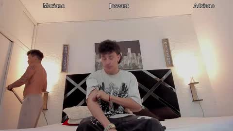 Adrian online show from October 13, 2025, 2:33 am