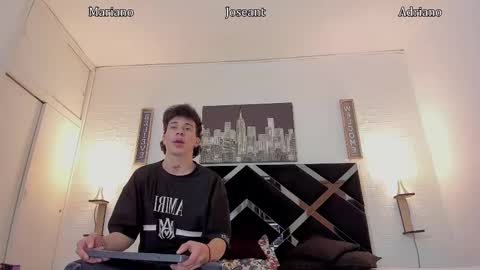 Adrian online show from October 23, 2025, 4:12 am