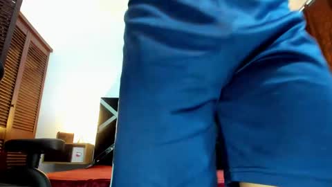 Snapshot of adriano_bigcock chatting on April 15, 2026, 4:19 am Adrian online show from April 15, 2026, 4:19 am